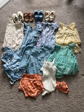 12-18 and 18-24 Month Baby Gap, Sofia Richie, Old Navy and Amazon